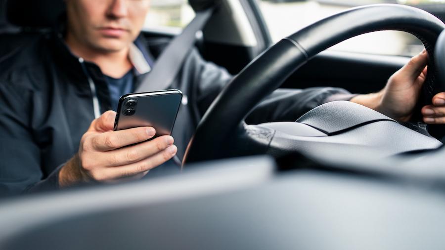 اپراتور موبایل